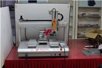 <b>專(zhuān)業(yè)鎖螺絲機(jī)廠(chǎng)家批發(fā),真工廠(chǎng)在這里</b>