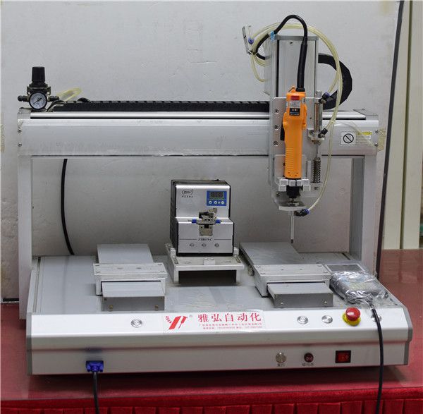 專用自動擰螺絲機(jī)生產(chǎn)廠家