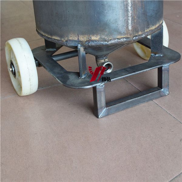 內(nèi)墻膩子噴涂機