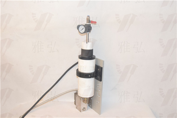 300ml熱熔膠控制器側(cè)面圖