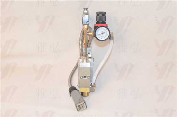 螺旋式熱熔膠膠槍側(cè)立面